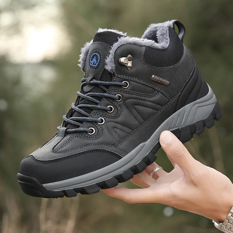 Nouvelles chaussures de sport d'hiver pour hommes, chaussures d'extérieur avec isolation en peluche, chaussures en coton, chaussures de randonnée légères, chaussures de randonnée surdimensionnées