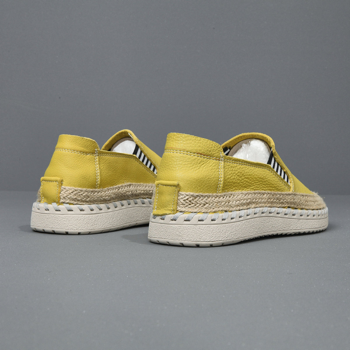 Chaussures de massage en cuir faites à la main, cousues, bout en cuir de vachette, décontractées, style pêcheur, chaussures pour hommes à enfiler.