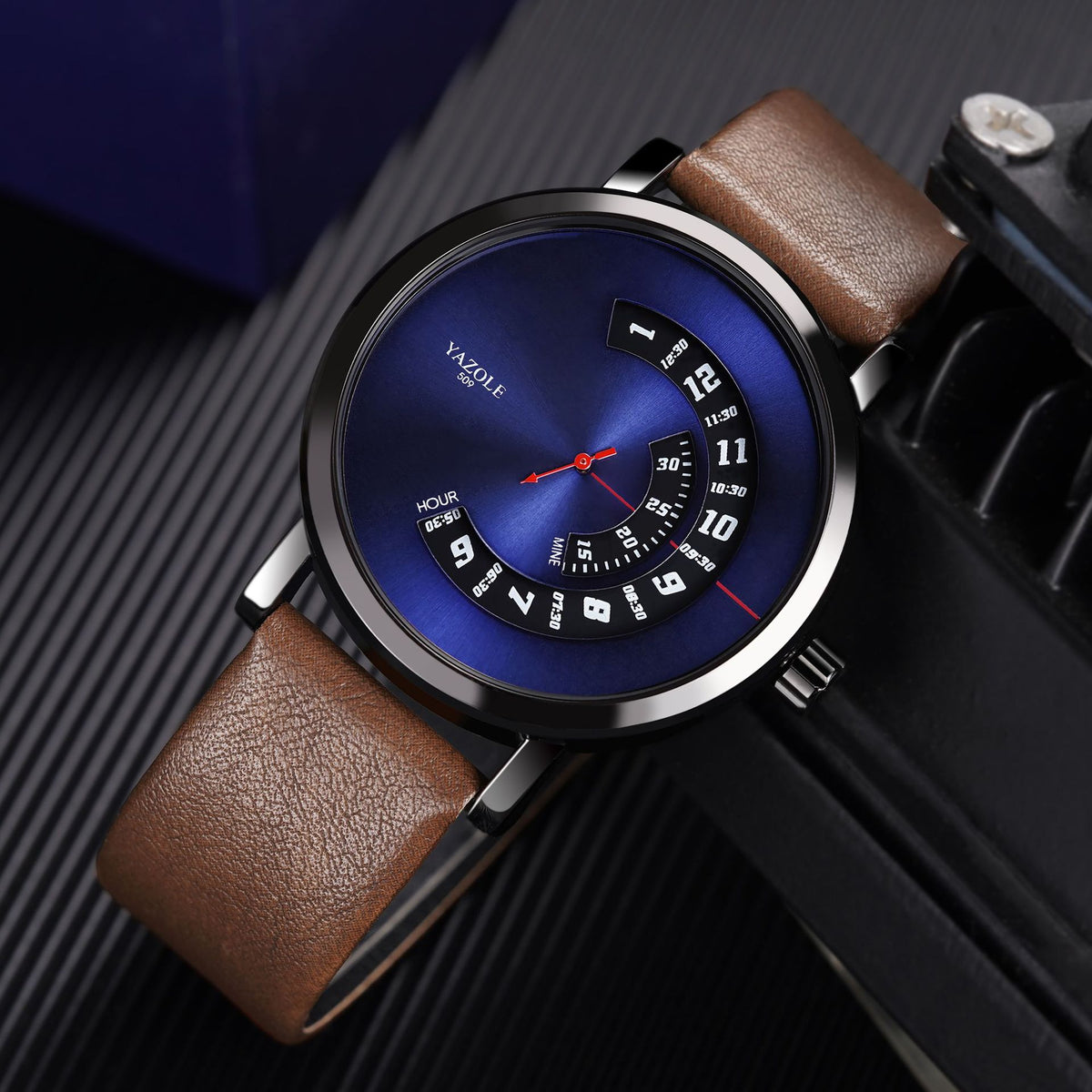 Fashion Rotary Non-Mechanical Quartz Watch Men's Wristwatch Yazole Men's Watch
