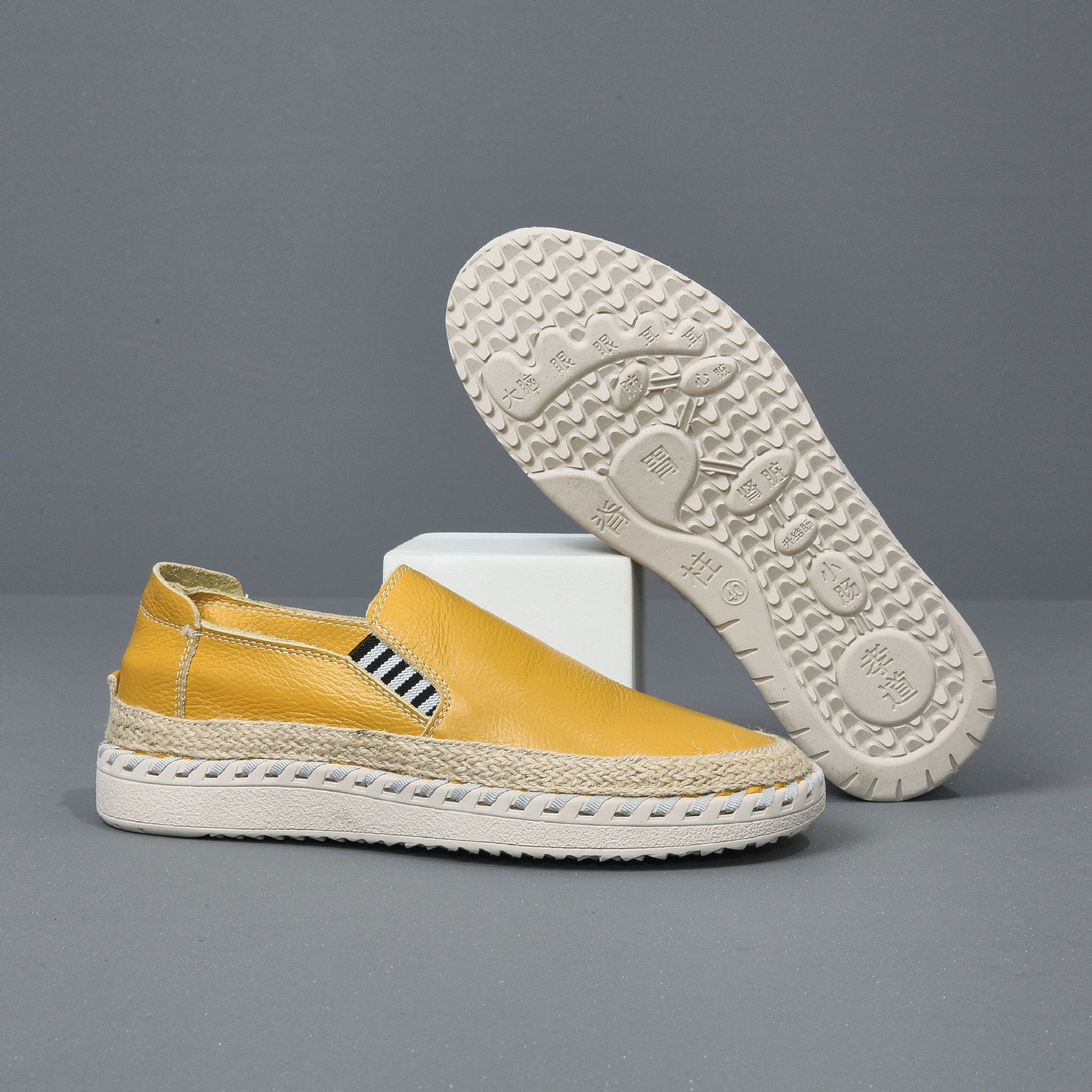 Chaussures de massage en cuir faites à la main, cousues, bout en cuir de vachette, décontractées, style pêcheur, chaussures pour hommes à enfiler.