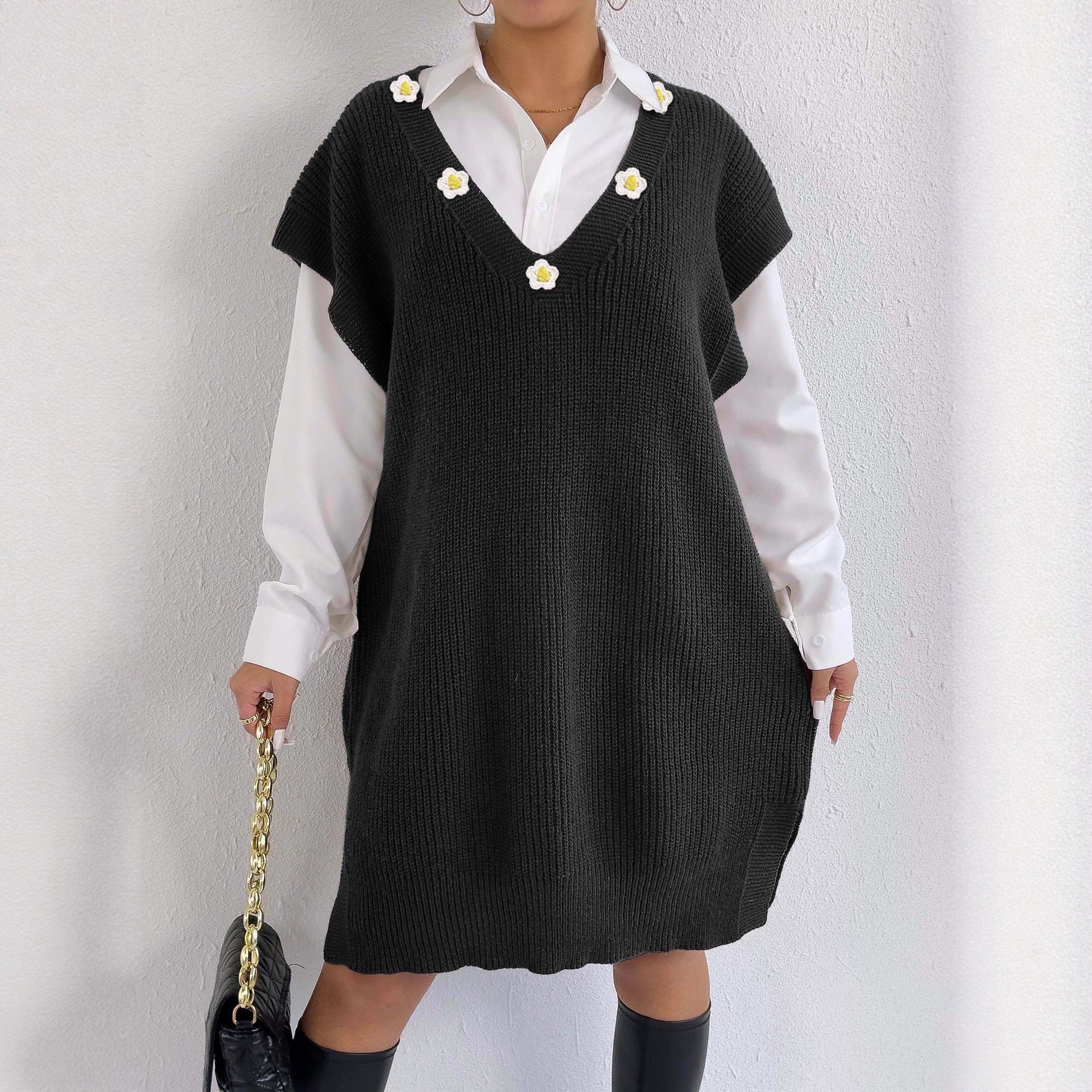 Flower Applique Vest Women's Knit Dress Loose Sleeveless Dress Deep V-neck Cardigan (Without Belt)