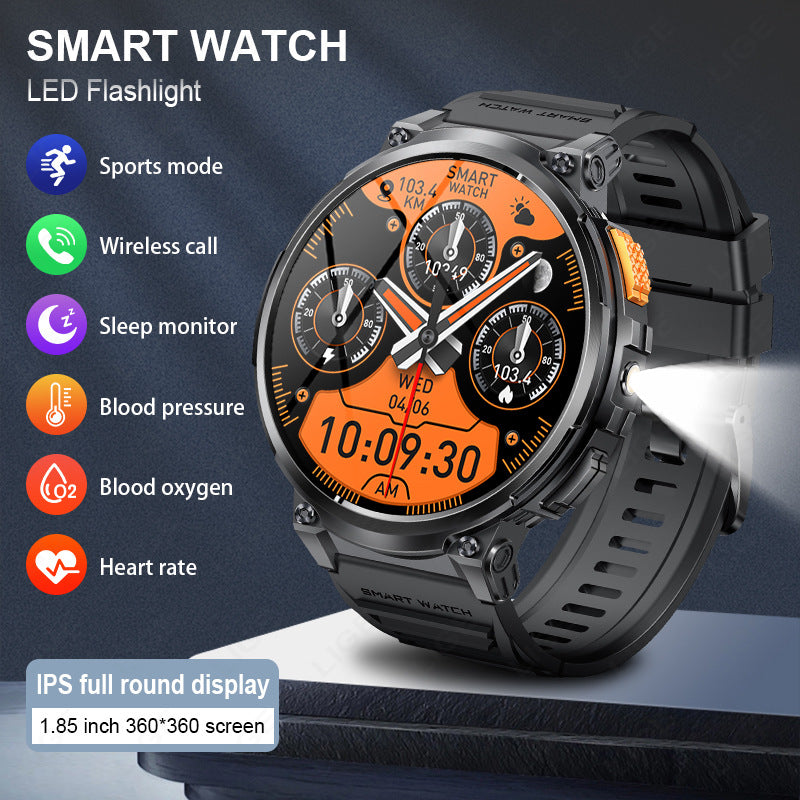 Montre connectée K66 Sports de plein air avec lampe de poche pour homme